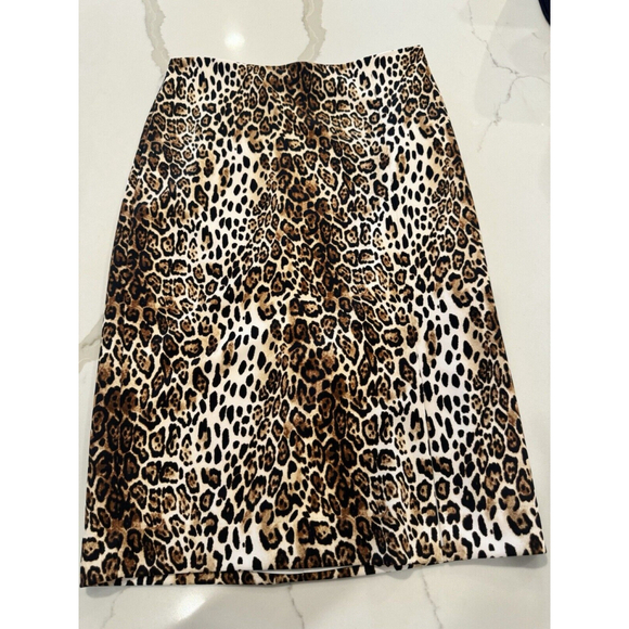 White House Black Market Dresses & Skirts - White House Black Market Leopard Print Fully Lined Pencil Skirt, Size 4
